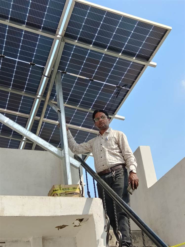 Live solar project installation 8